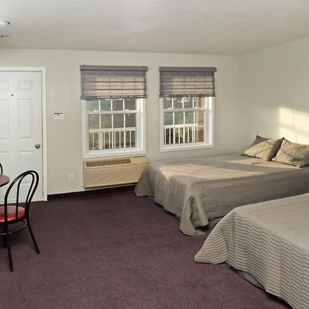 Auberge Royal Papineau Notre-Dame-de-la-Salette Eksteriør billede